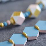 15 perles en bois hexagonales 20 x 5 mm thumbnail
