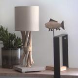 Lampe de chevet en bois taupe thumbnail