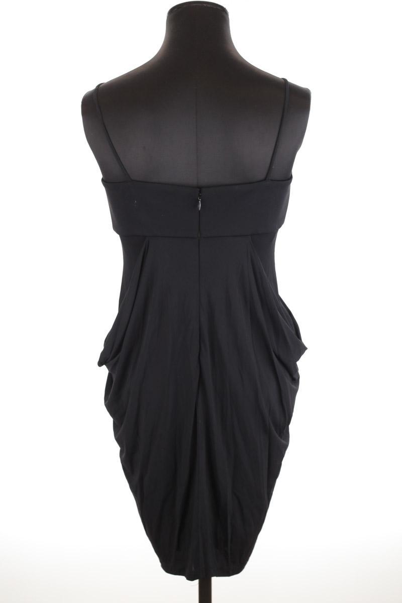 Robe Paule Ka noir thumbnail