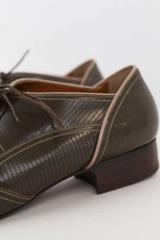 Chaussures à lacets Fendi en cuir thumbnail