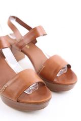 Talons Prada en cuir thumbnail