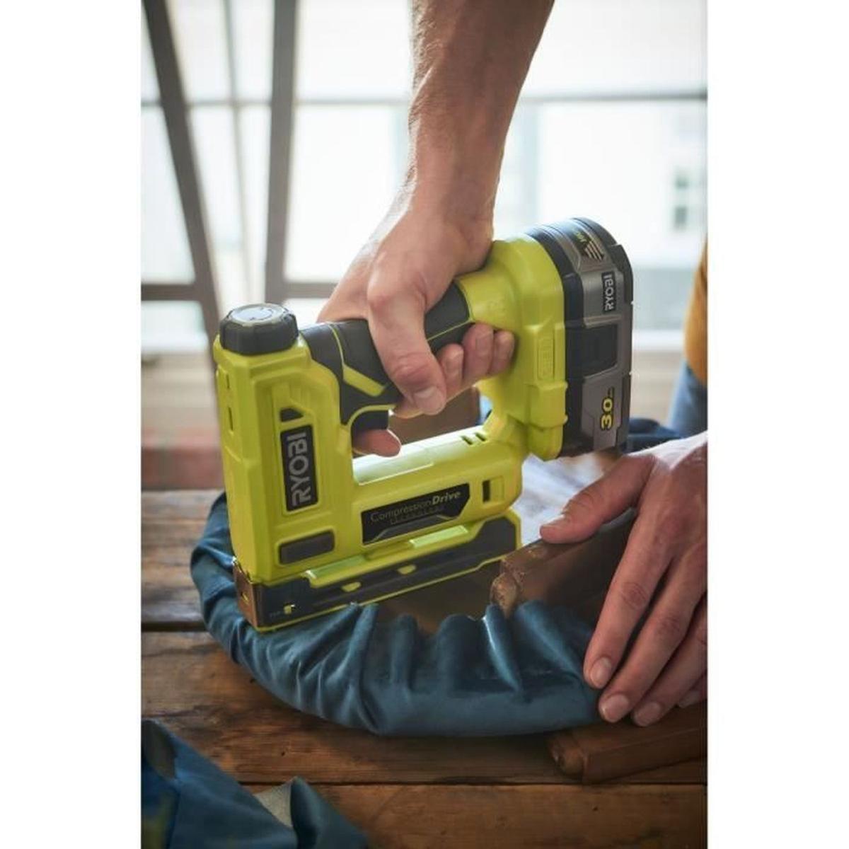 Agrafeuse 18V RYOBI thumbnail
