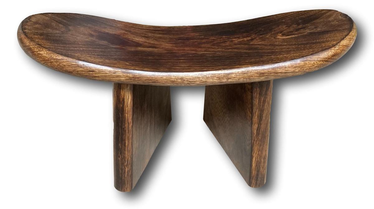 Banc Shoggi en Bois de Manguier, Authentique et Épuré