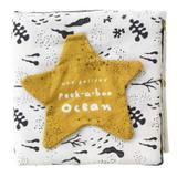 Livre en tissu  Peek-a-boo Ocean - Wee Gallery thumbnail