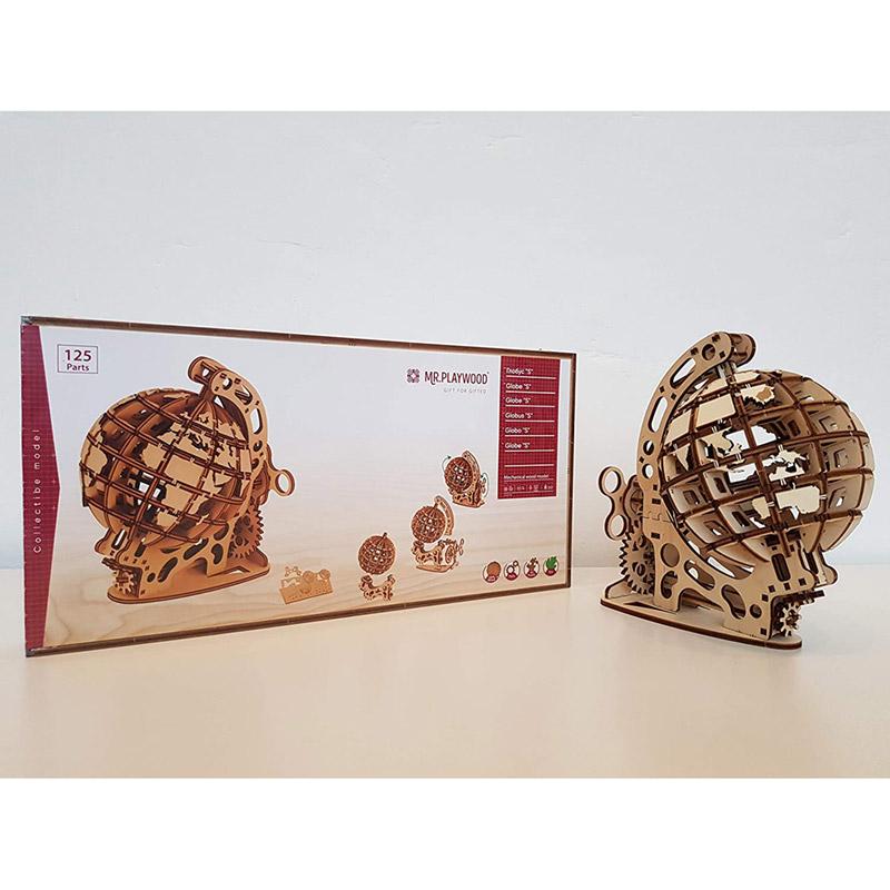 Globe petit modèle - maquette 3D mobile en bois thumbnail