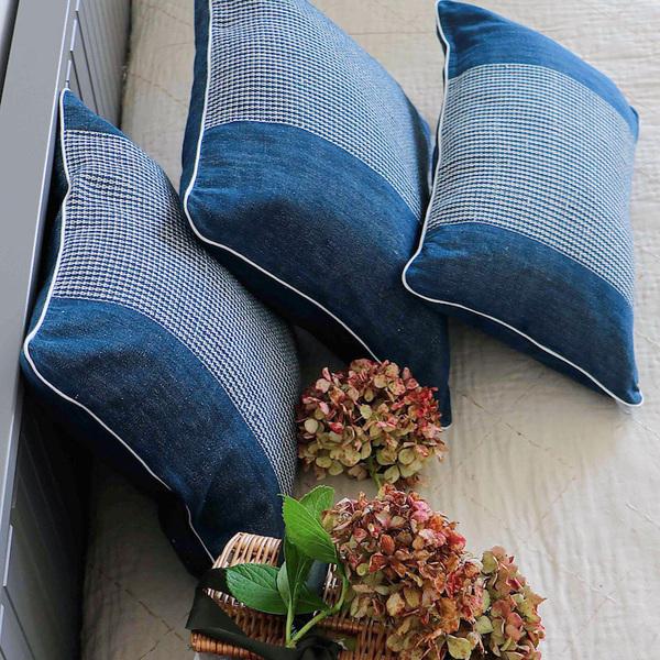 Coussin tissé en coton bleu 40x40 - NHA SRA thumbnail