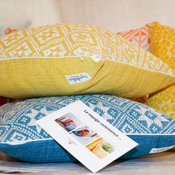 Coussin bleu gris 40x50 en coton thumbnail